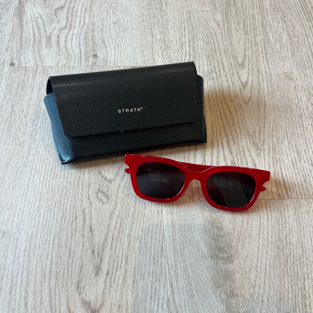 STRATA Rider sunglasses in cherry/smoke